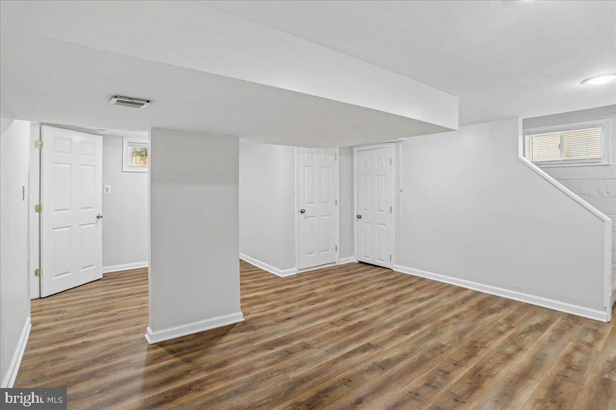 NORTH KENSINGTON - Residential