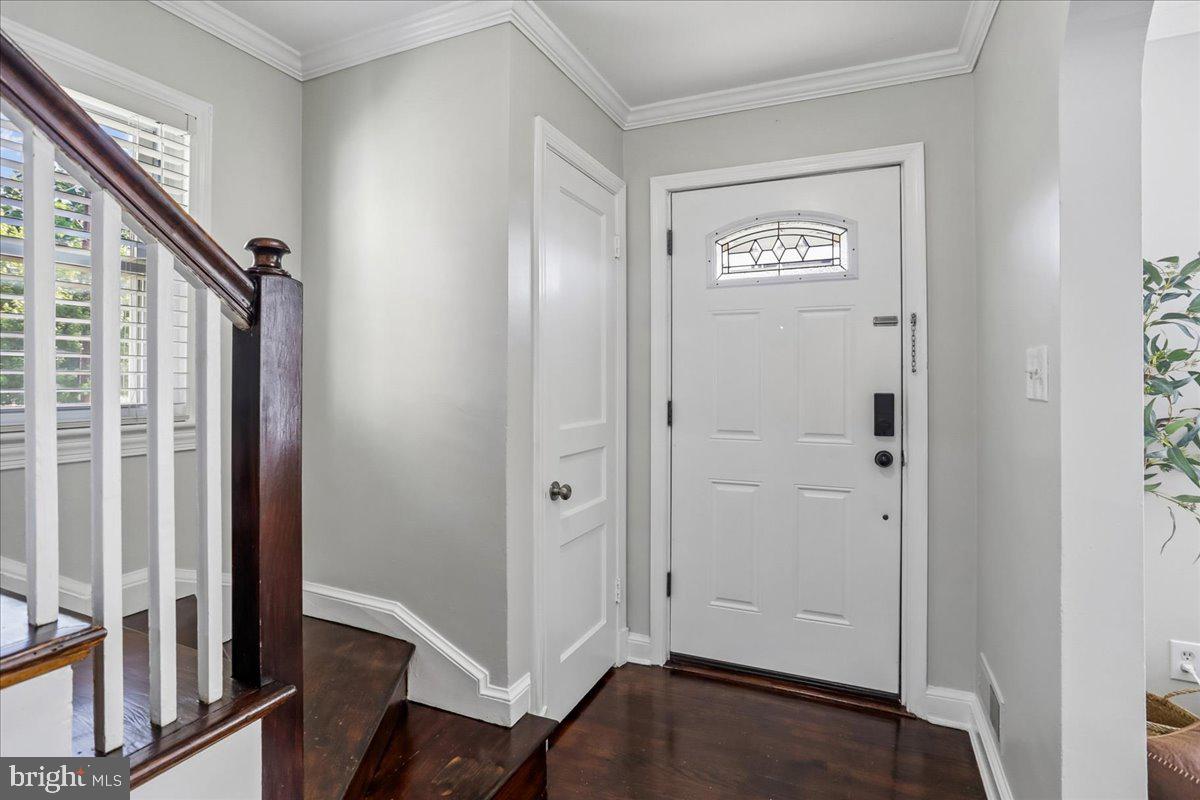NORTH KENSINGTON - Residential
