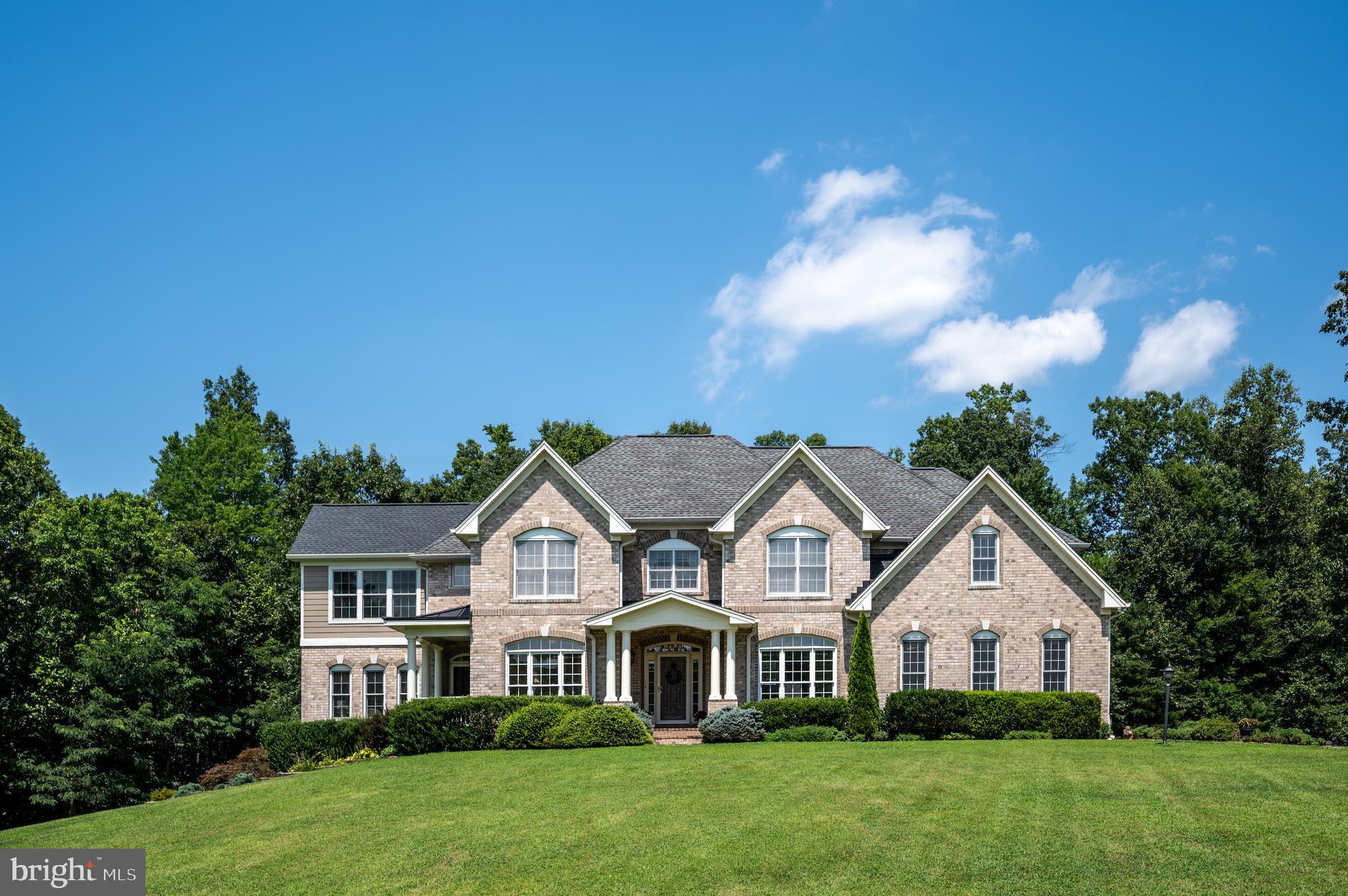THE OAKS - Residential