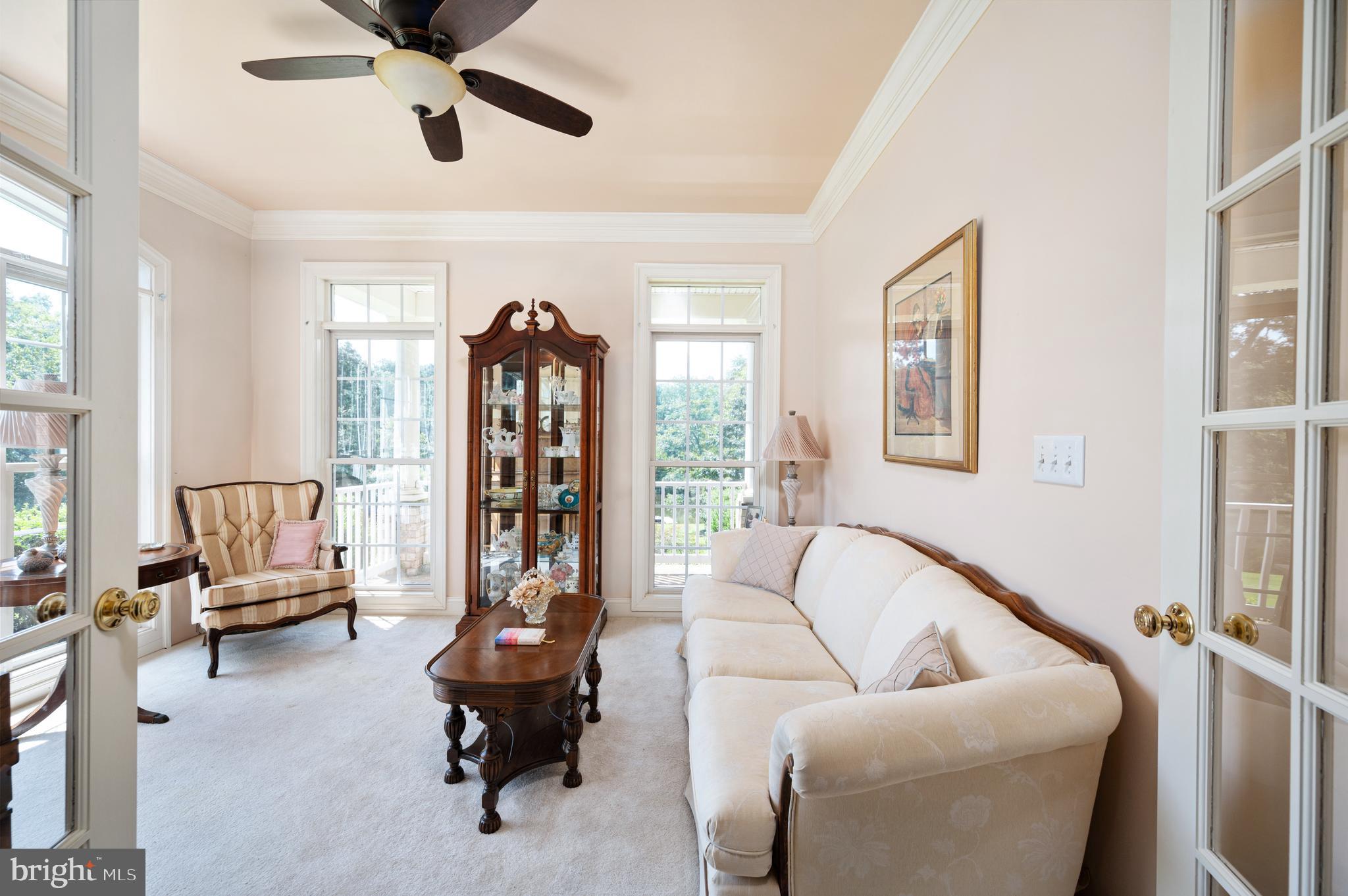 THE OAKS - Residential
