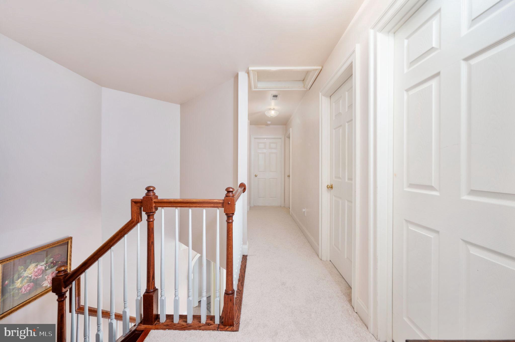 THE OAKS - Residential