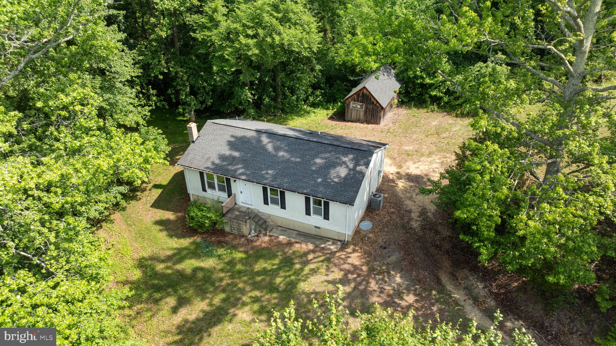 HUGHESVILLE - Residential