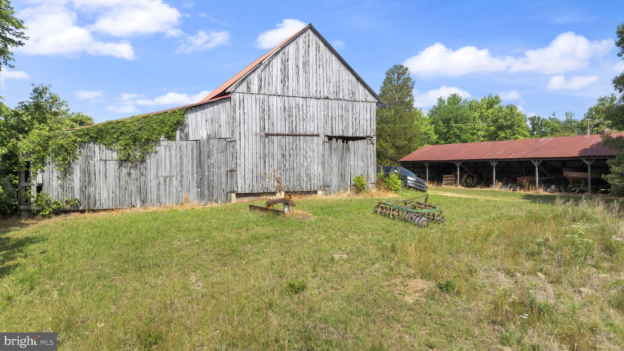 HUGHESVILLE - Residential