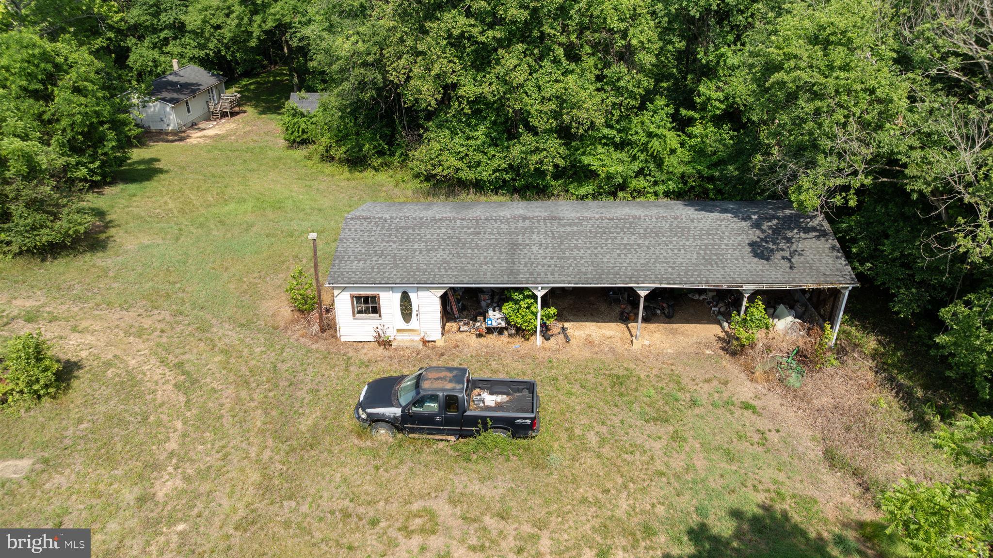 HUGHESVILLE - Residential