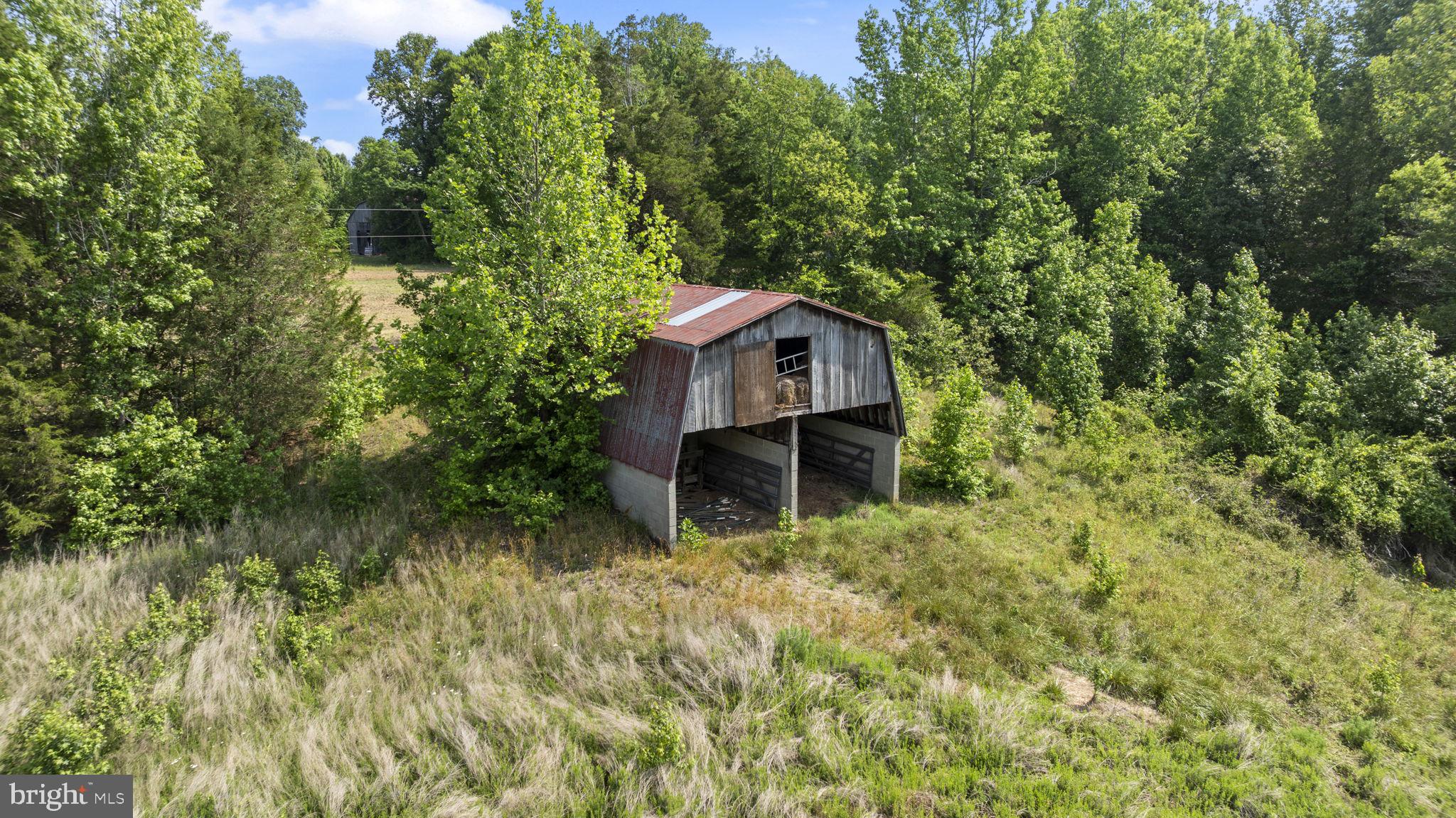 HUGHESVILLE - Residential