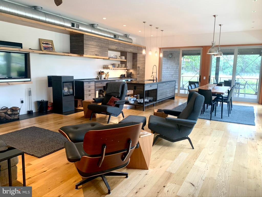 NORTH SHORES - Residential