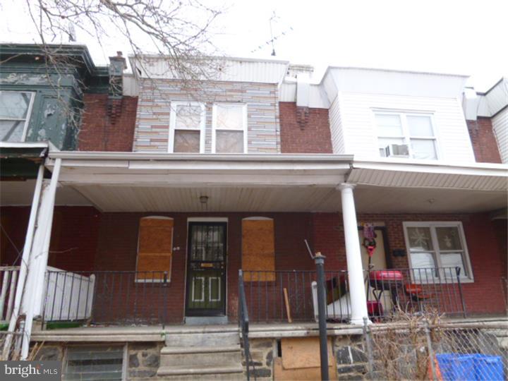 Porch front3 bedroom house is in need of light rehab, Good  condition All offers will be presented, $2000 deposit and proof of funds will be required, AS IS addendum and buyer is responsible for u/o. This is an estate property  and is sold as is, Highlights  include: Garage, granite counter in kitchen, new roof 3 years ago, will make a turnkey rental  Cash or hard money financing only. All offers will be presented.