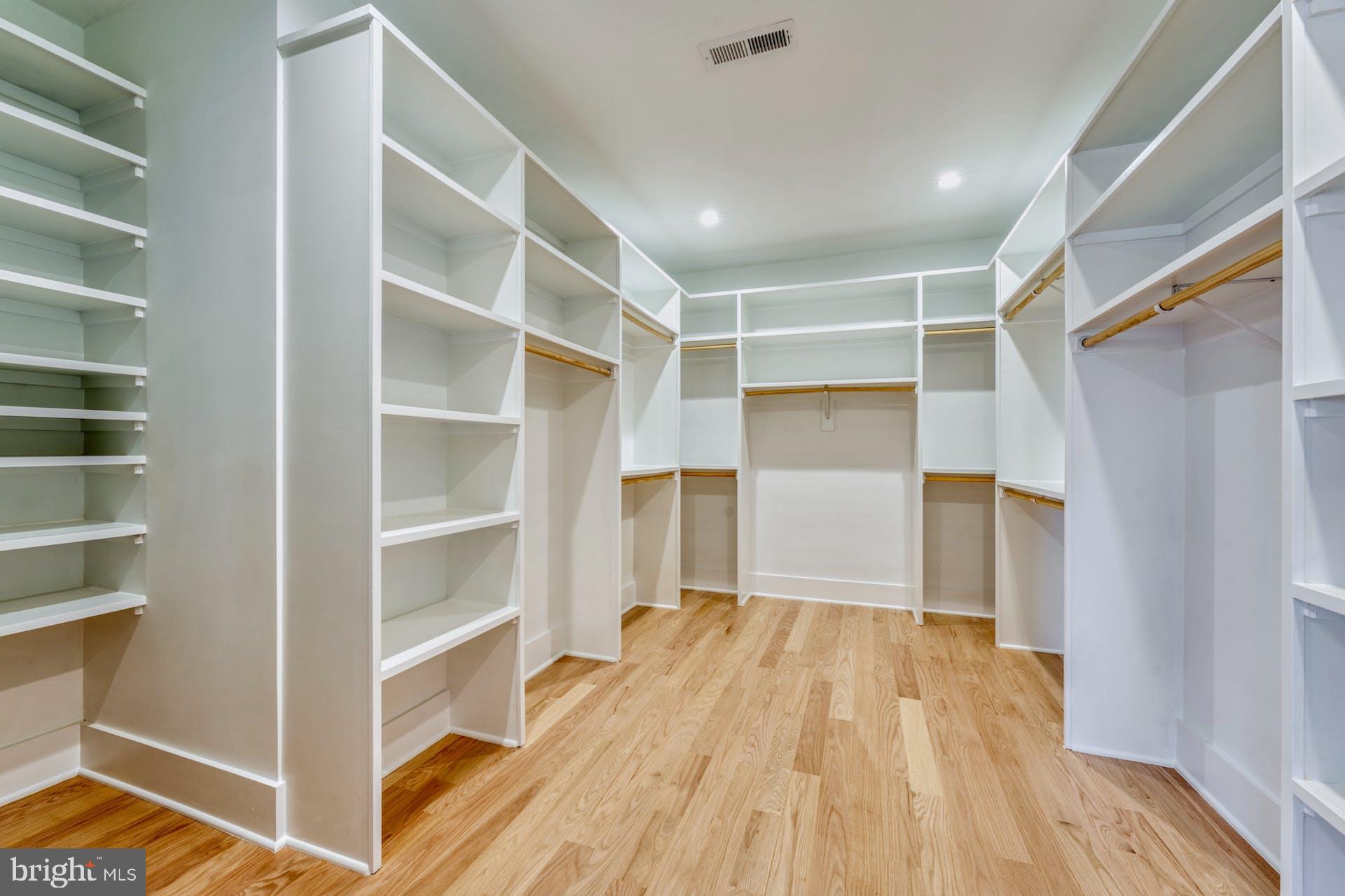 CLEVELAND HEIGHTS - Residential