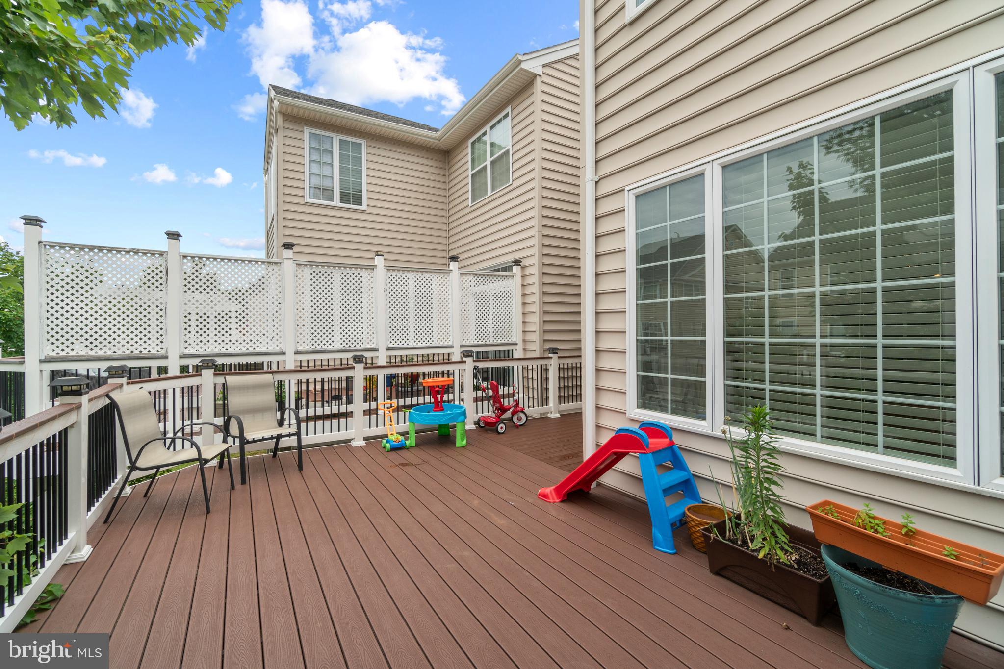 LOUDOUN VALLEY ESTATES 2 - Residential Lease
