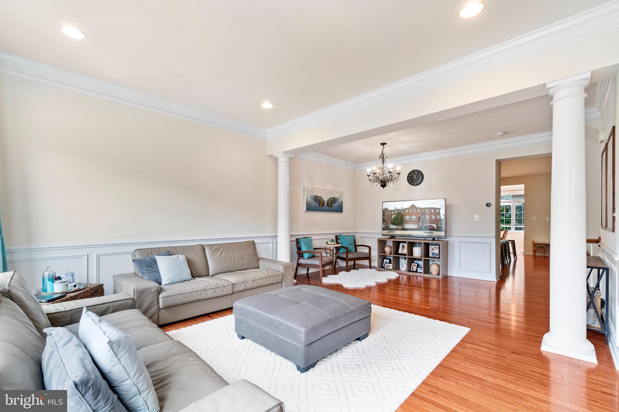 LOUDOUN VALLEY ESTATES 2 - Residential Lease