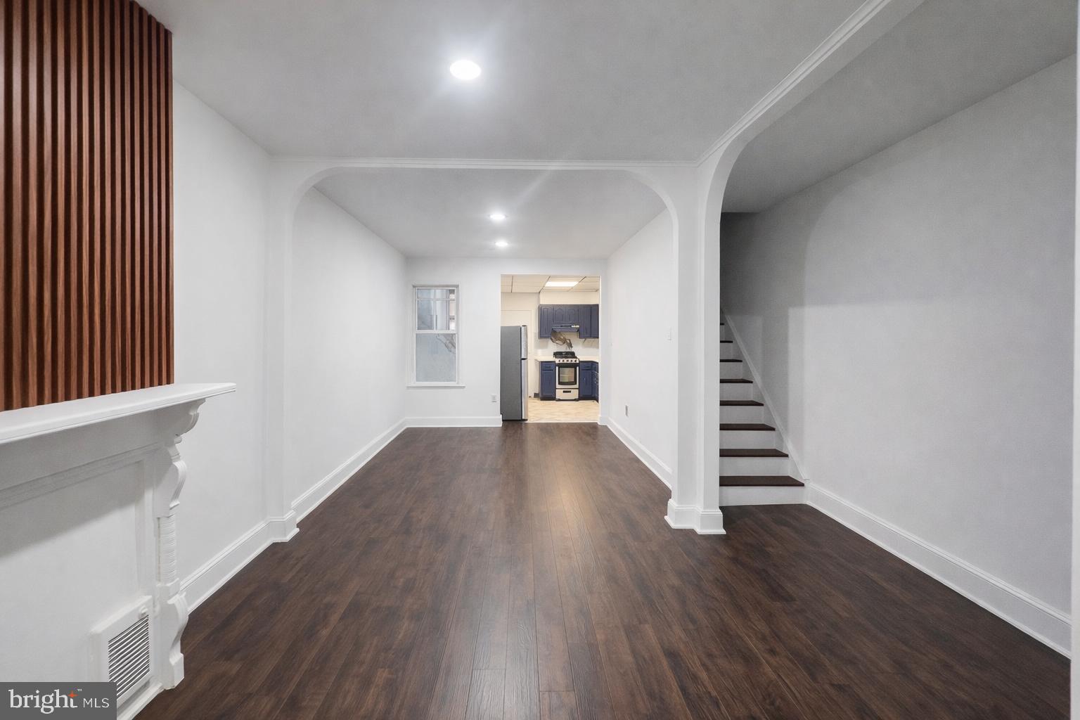 POINT BREEZE - Residential