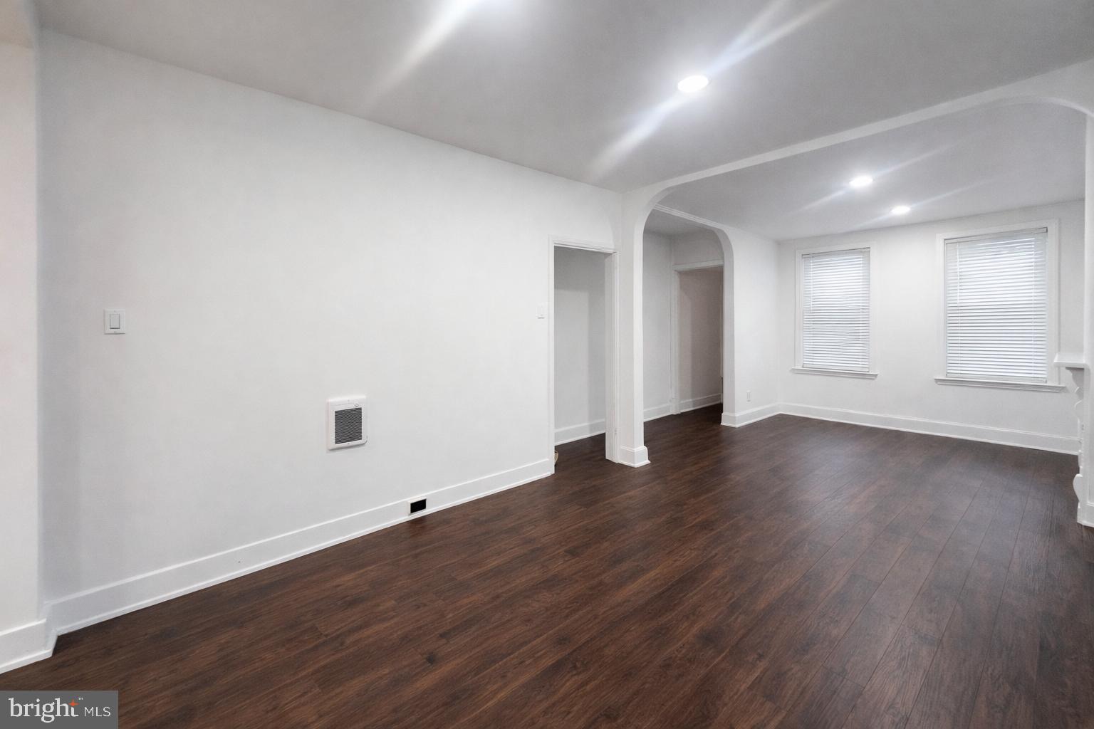 POINT BREEZE - Residential
