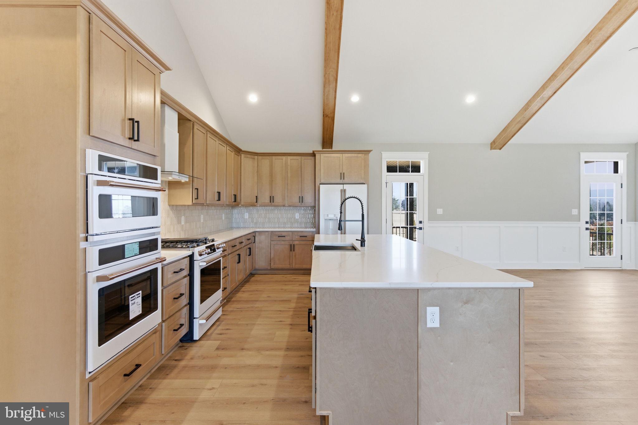 HALLMARK GLEN - Residential