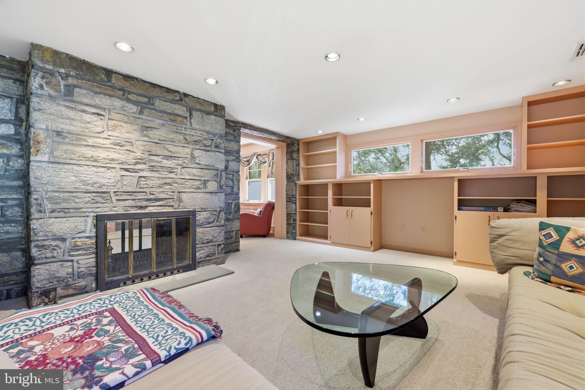 ELKINS PARK - Residential