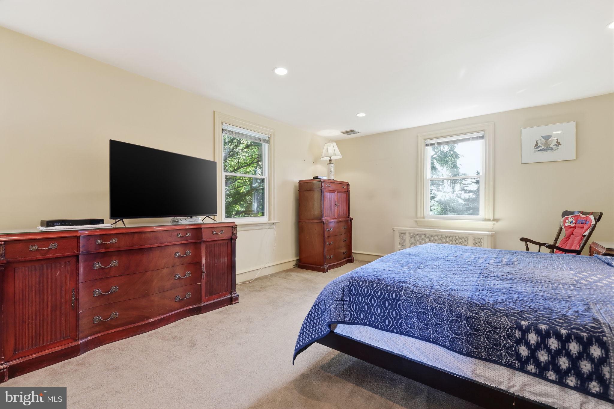 ELKINS PARK - Residential