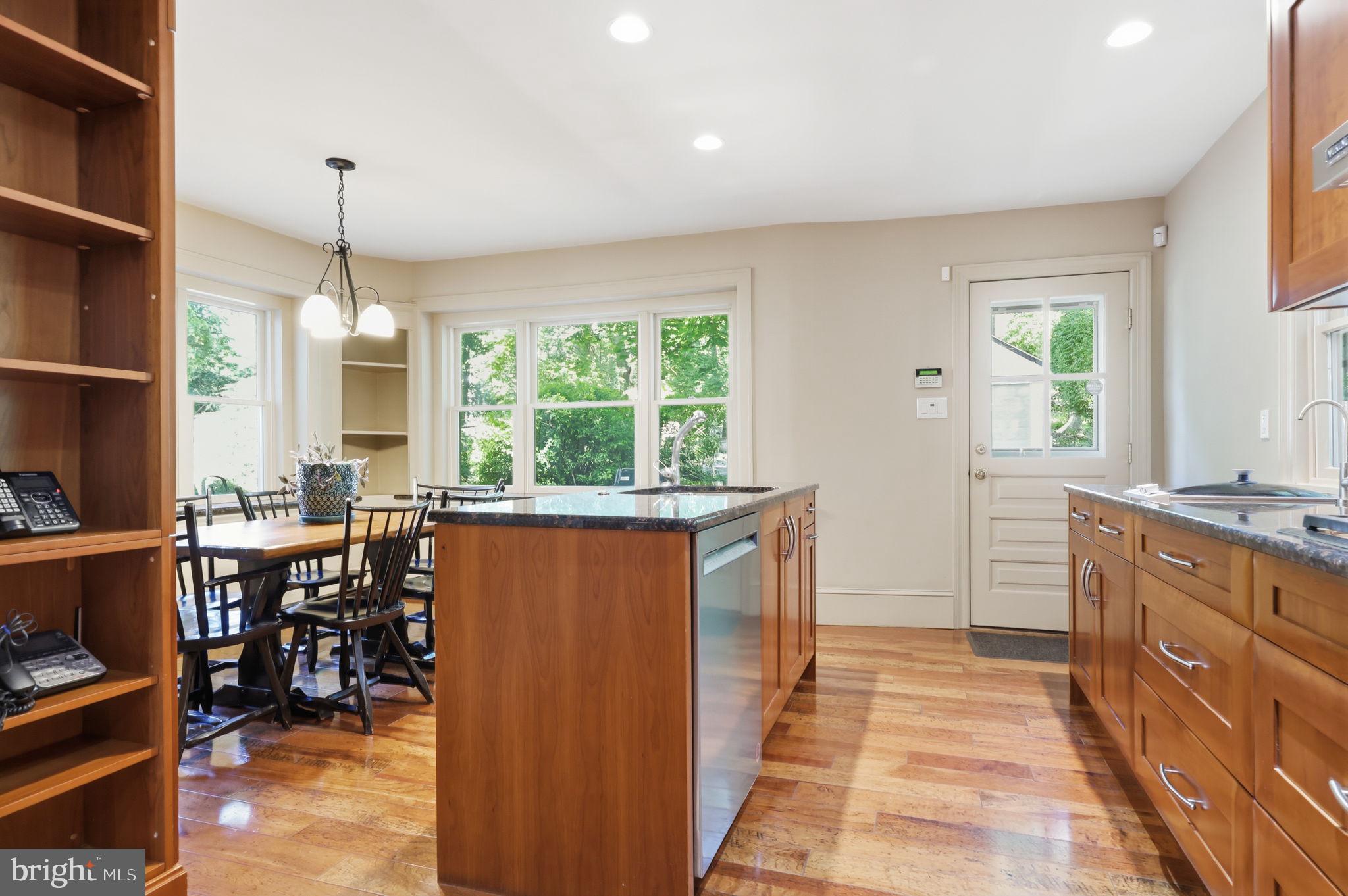 ELKINS PARK - Residential
