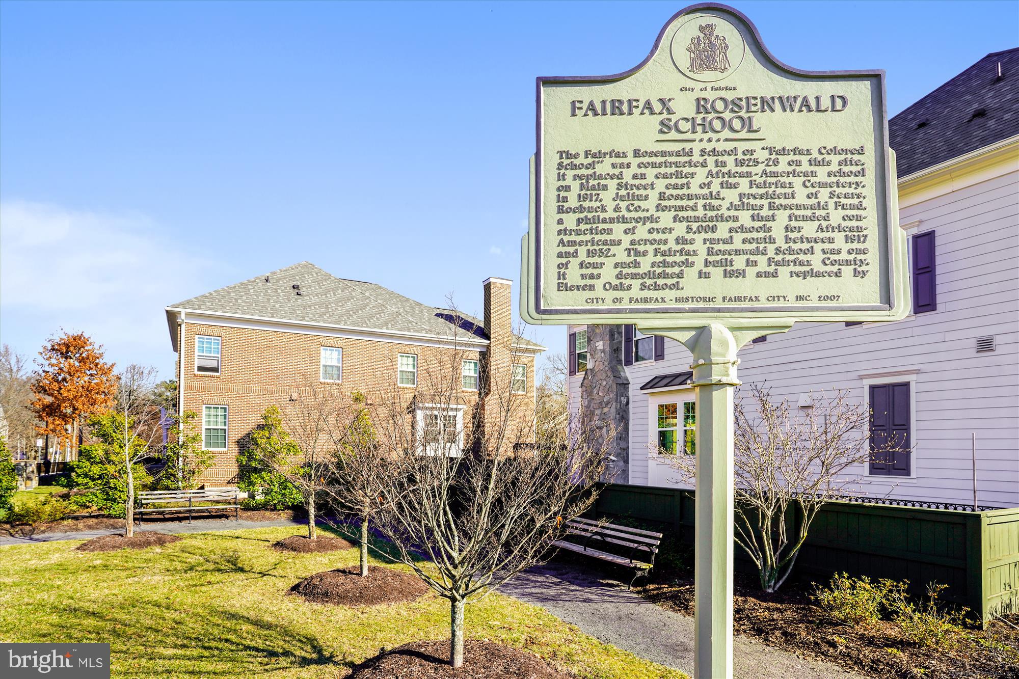 MANTUA - Residential Lease