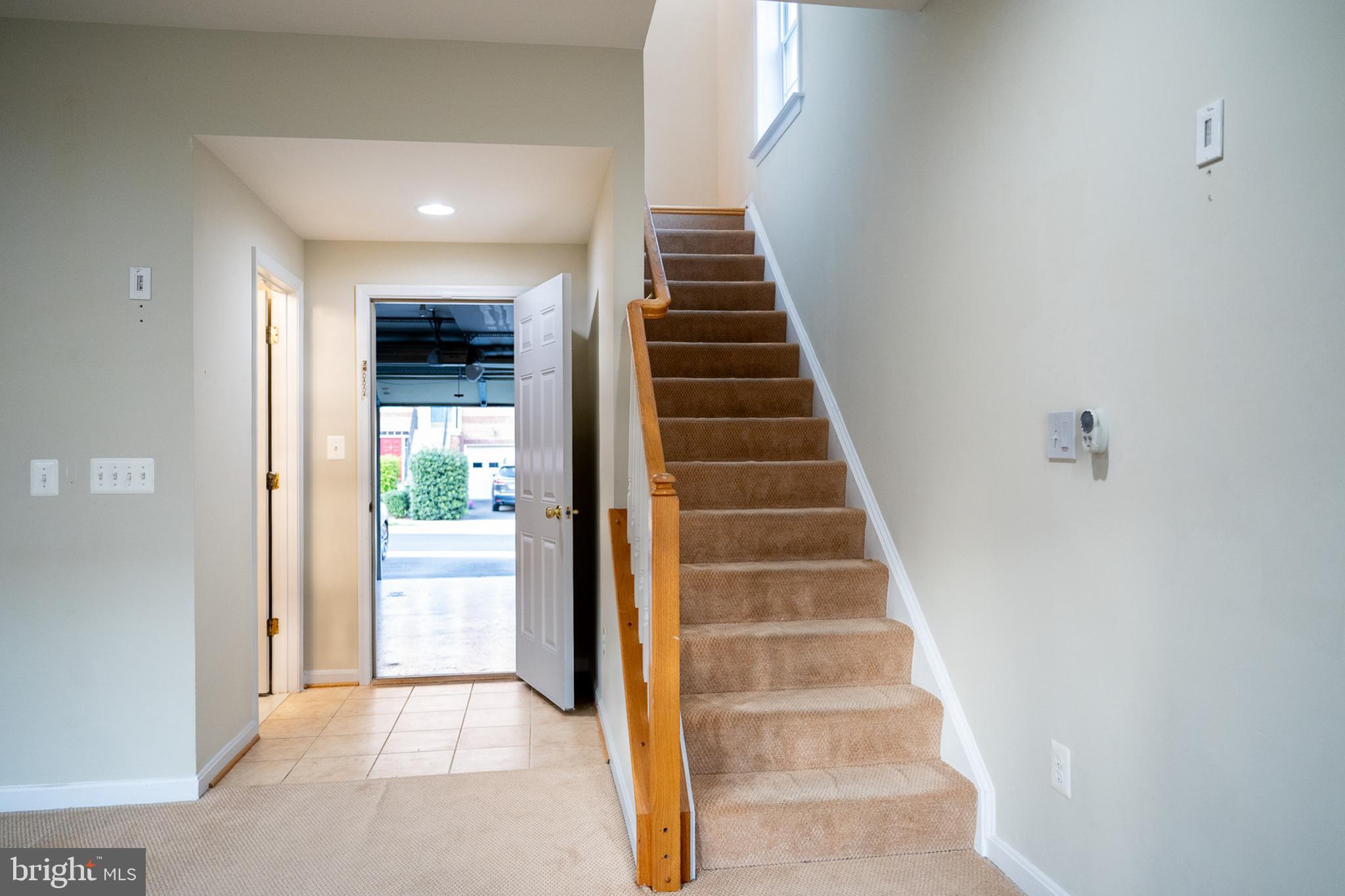 BROADLANDS SOUTH - Residential Lease