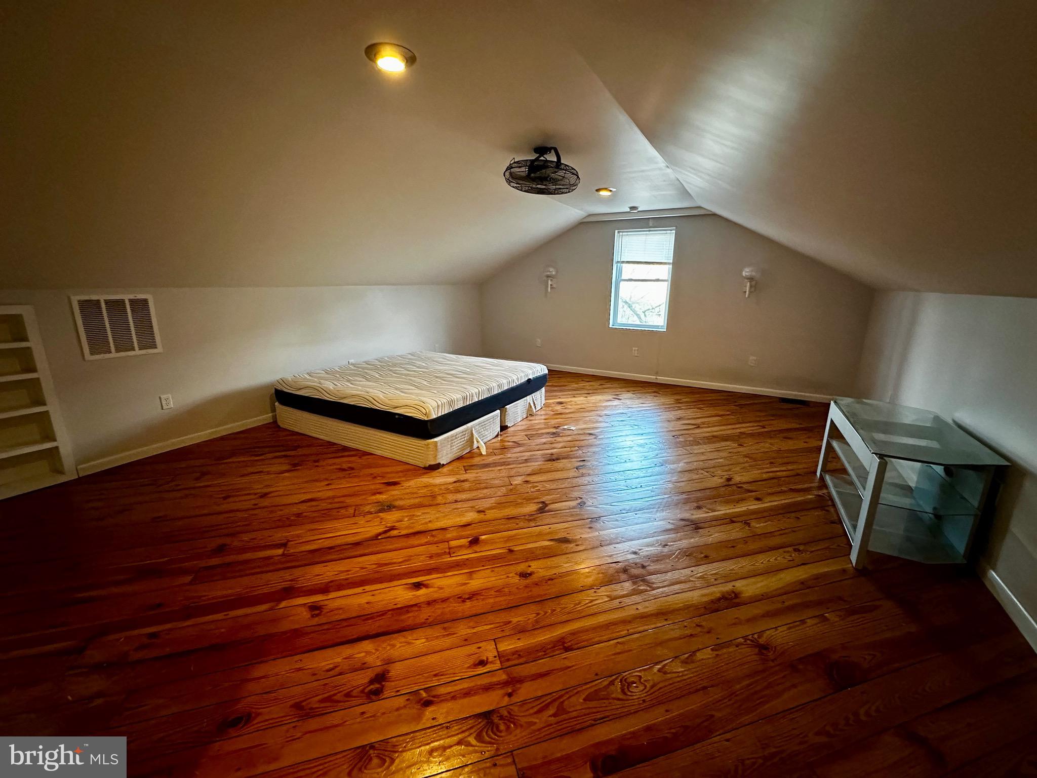 BOWLING GREEN - Residential