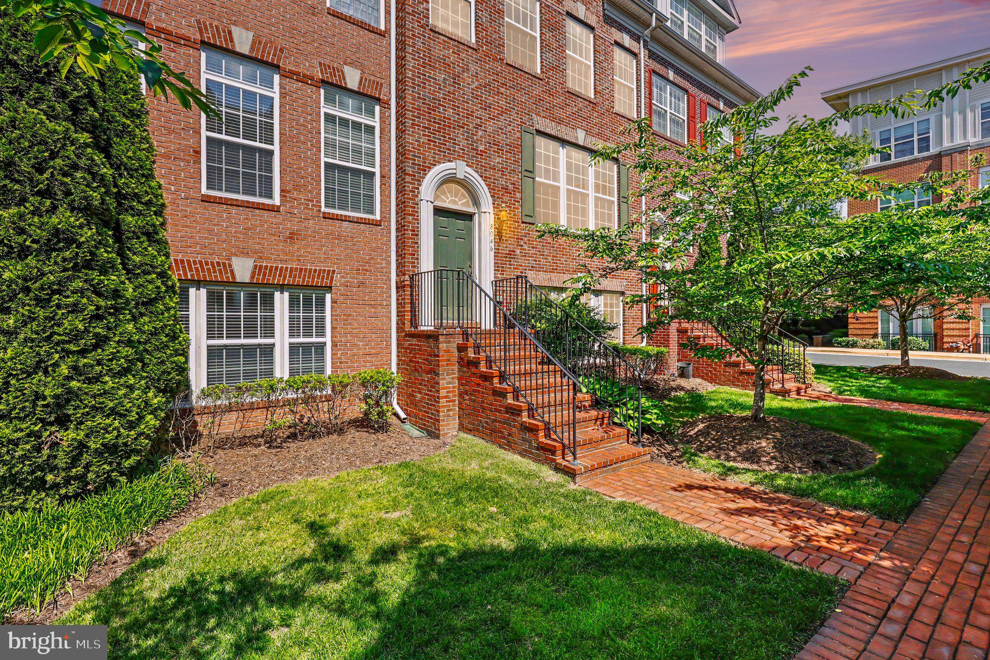THE RESERVE AT TYSONS CORNER - Residential