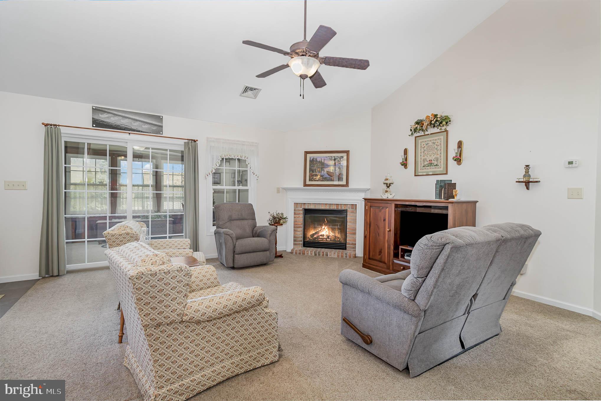 BROOKSHIRE - Residential