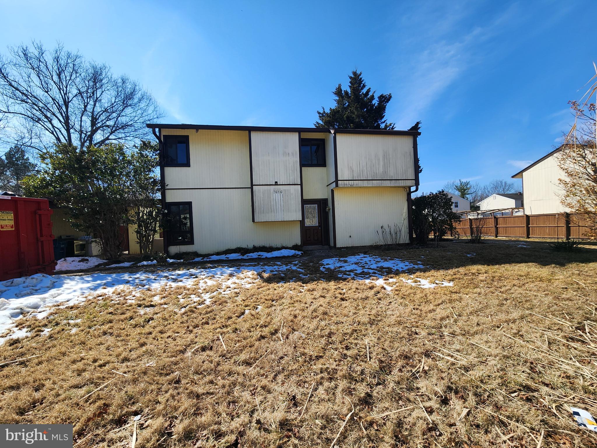 POST AUCTION! Make an offer, buy it now! Deposit: $25,000.

This two-story detached home in Gaithersburg, MD is located within Montgomery County. Residents can enjoy the nearby attractions such as the Laytonia Recreational Park, Flower Hill Shopping Center, and +/- 1.5 miles to Downtown Gaithersburg. The property is vacant. The area provides easy access to major traffic artery, Airpark Road.