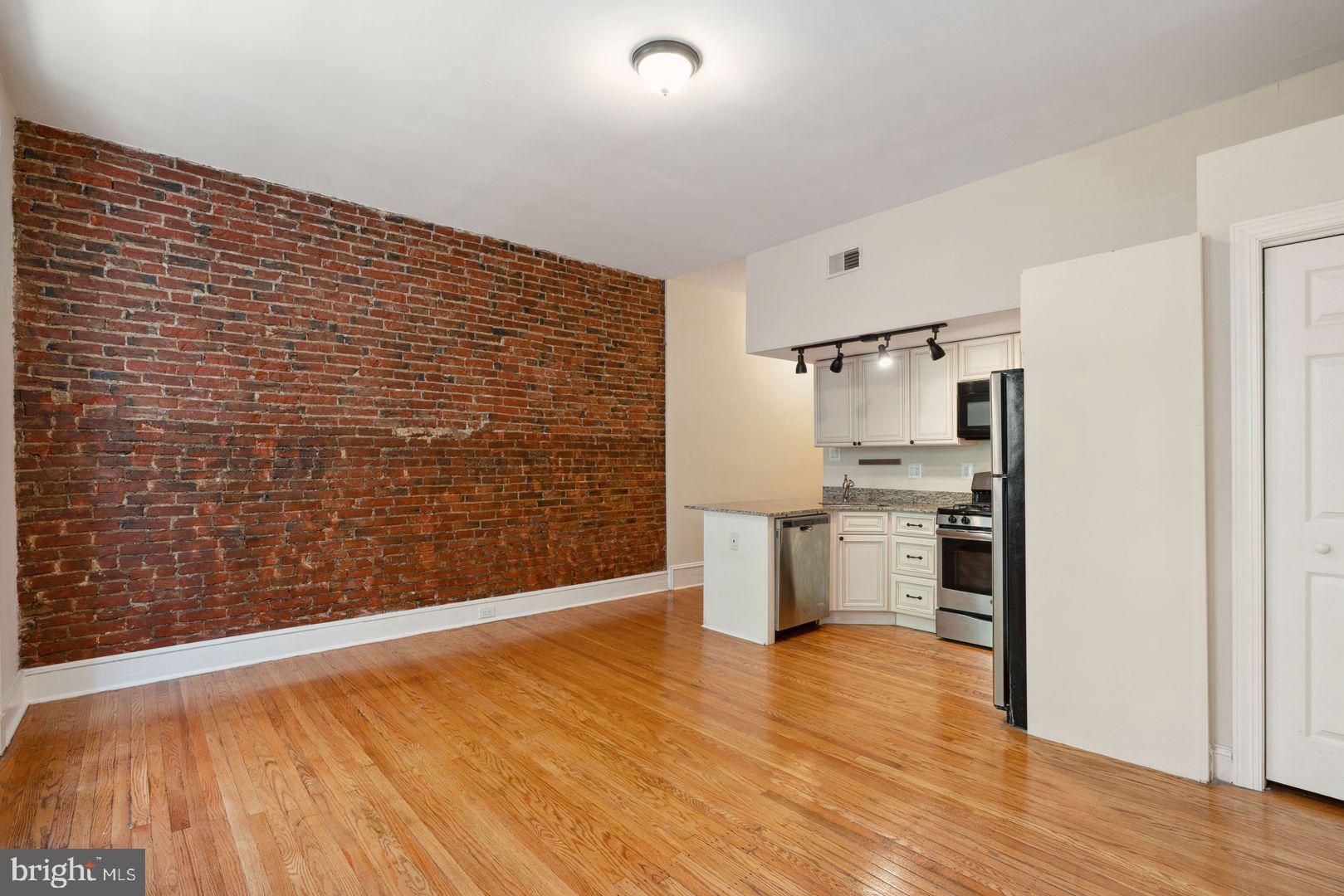 PHILADELPHIA - Residential Lease
