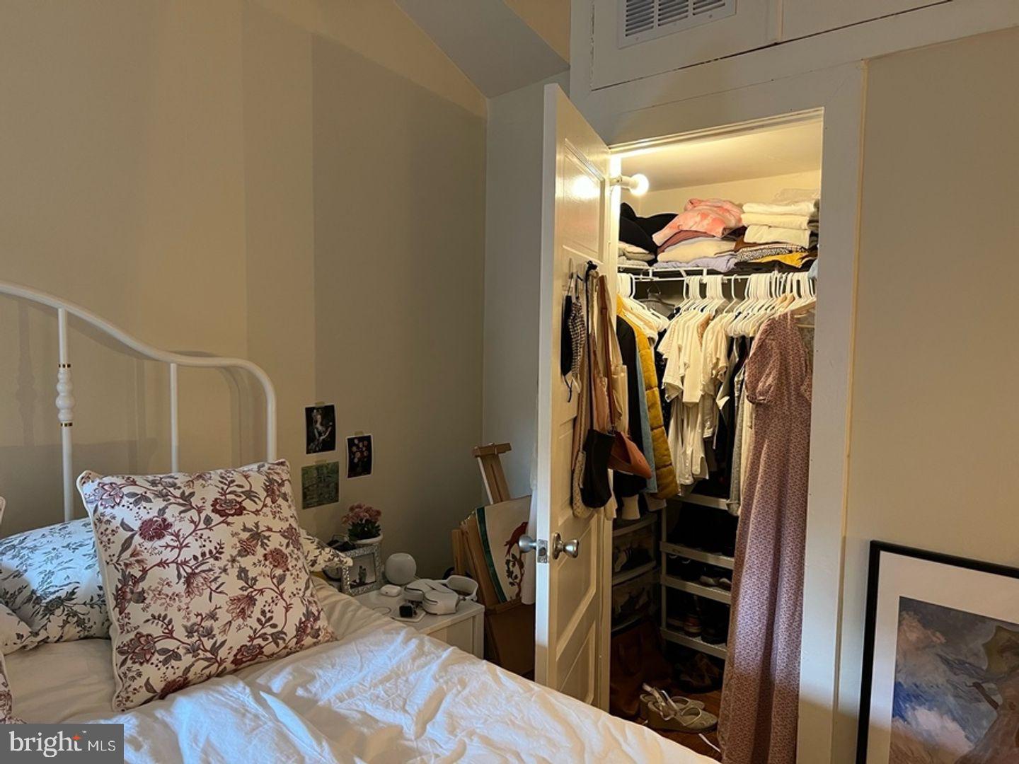 PHILADELPHIA - Residential Lease