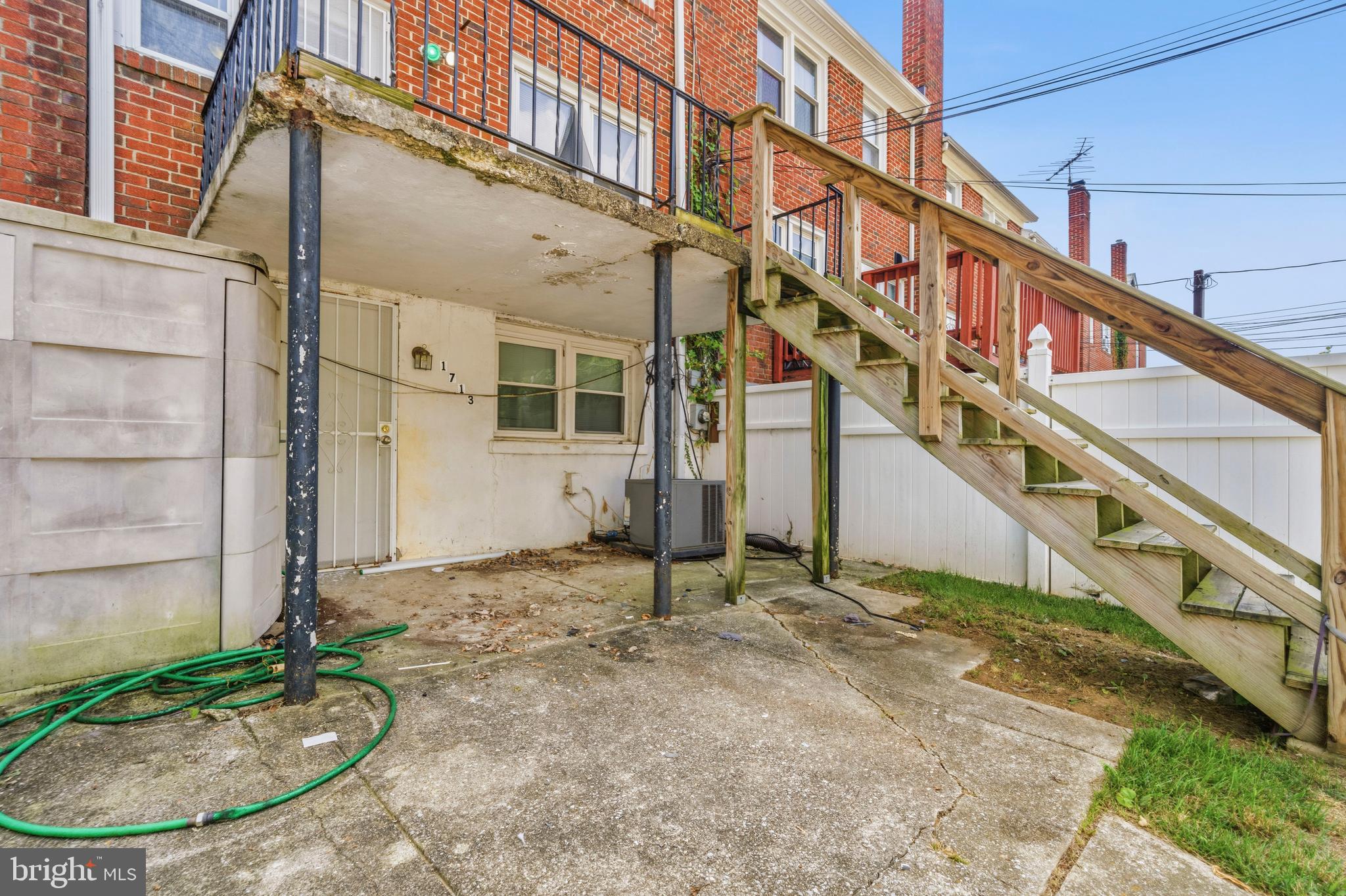 INGLESIDE PARK - Residential