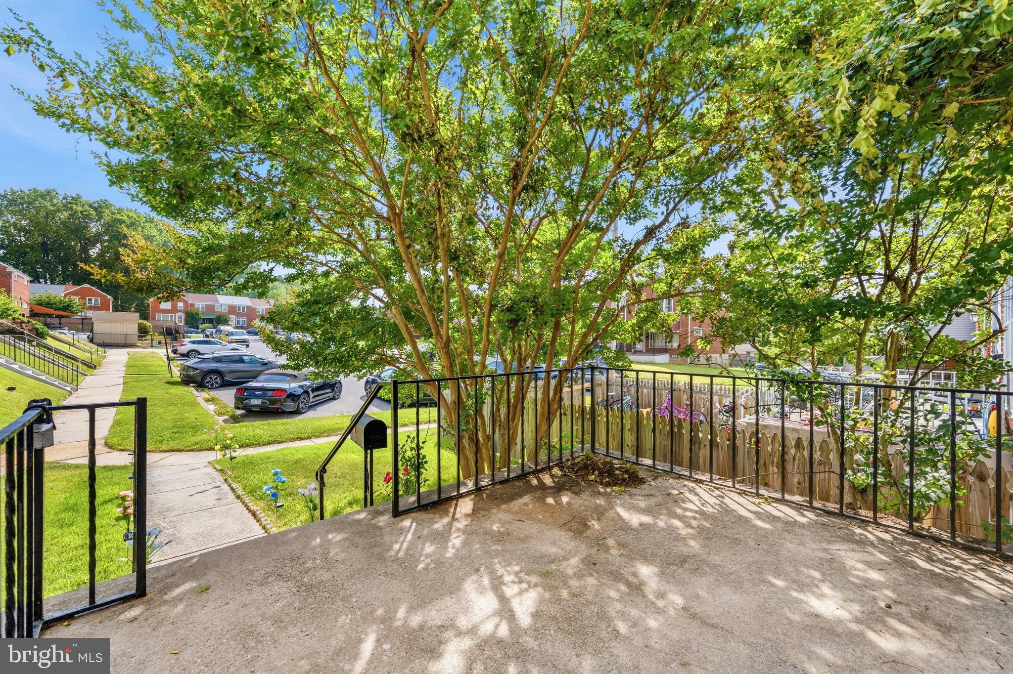 INGLESIDE PARK - Residential