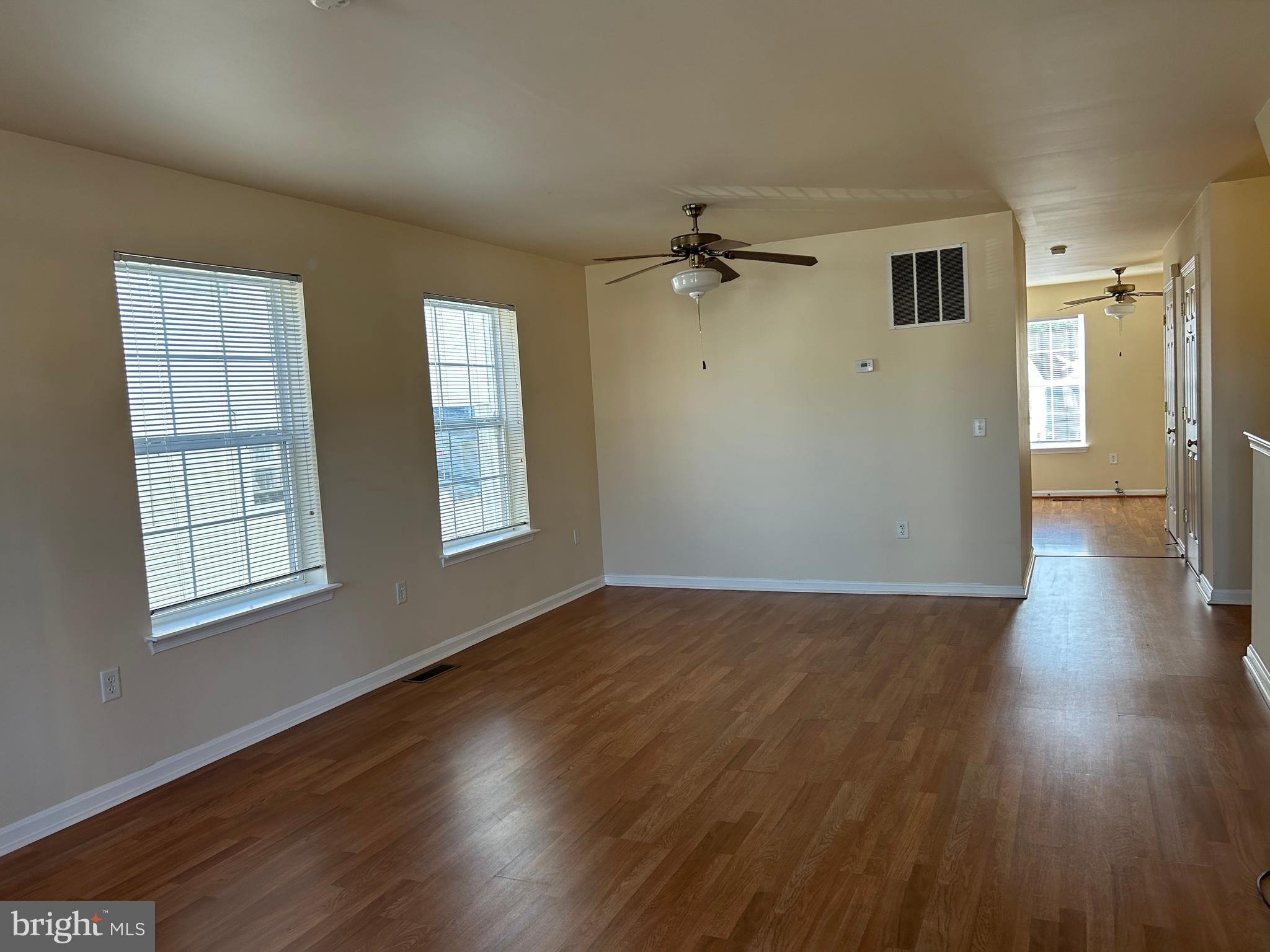 GATEWAY CROSSING - Residential Lease