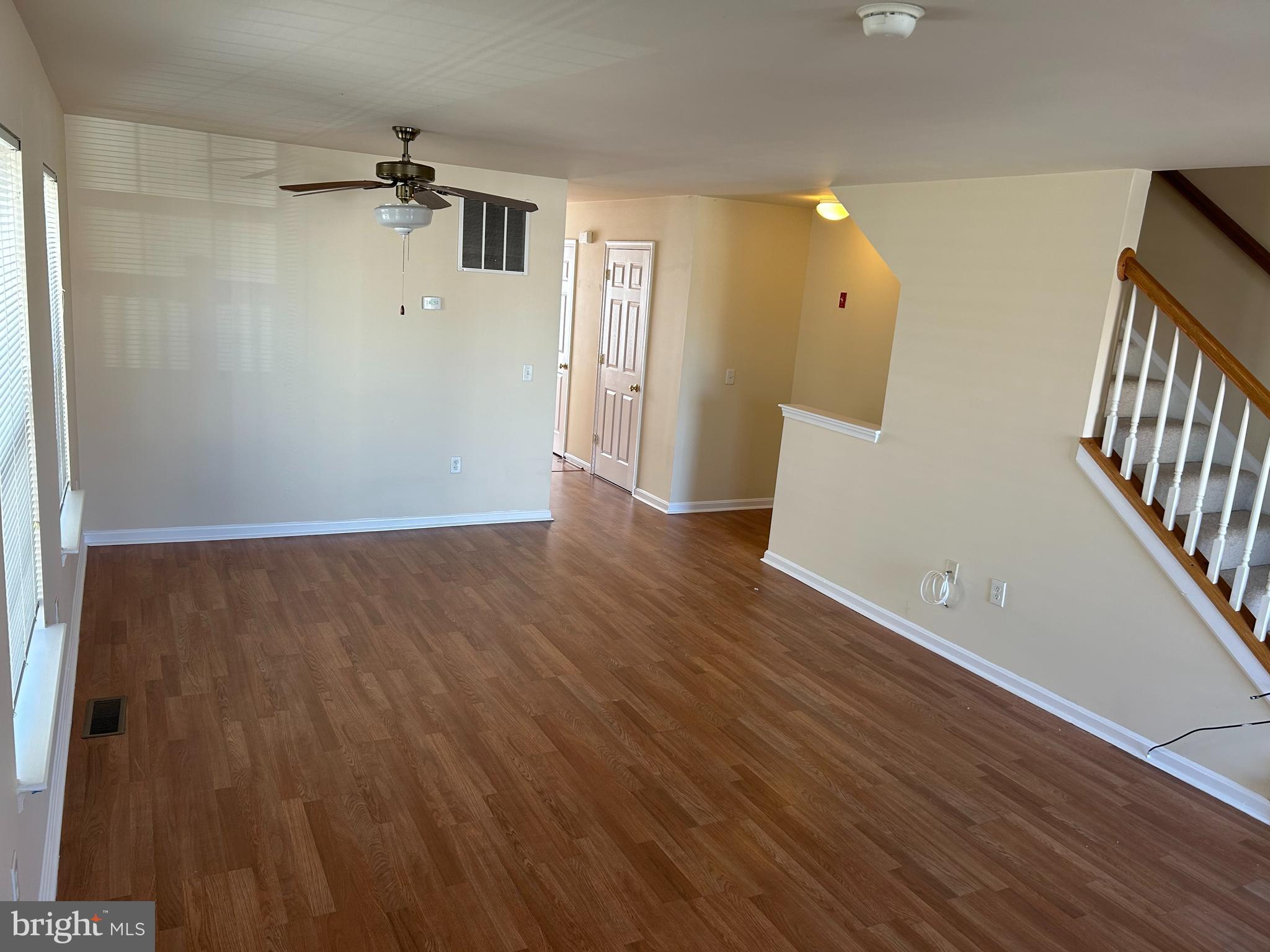 GATEWAY CROSSING - Residential Lease