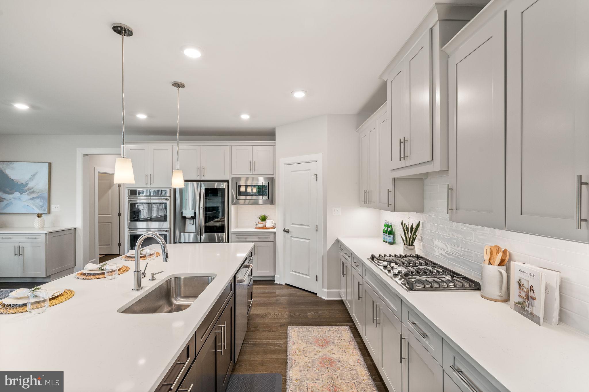 GREYSTONE - Residential