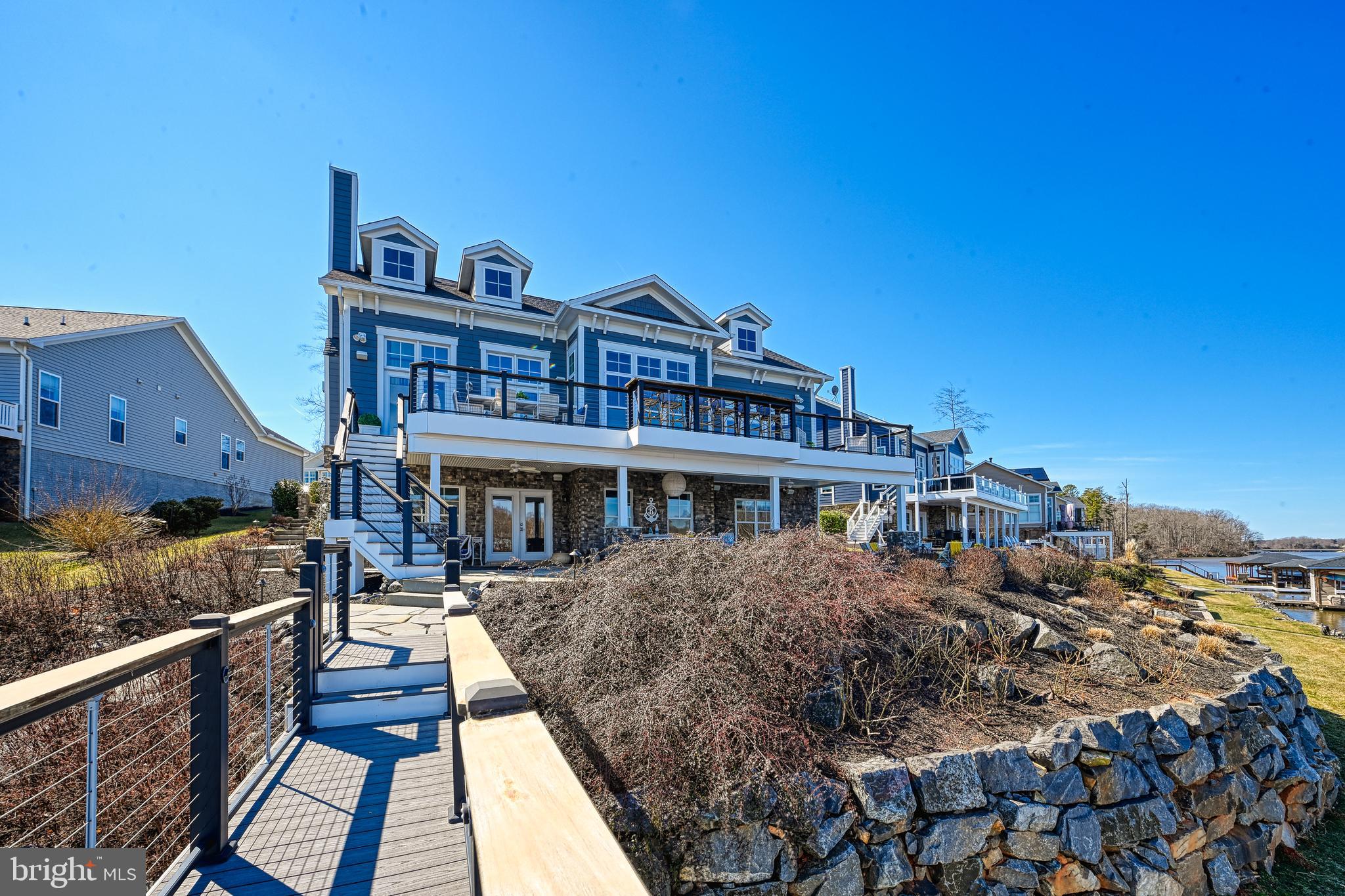 SUNSET COVE - Residential