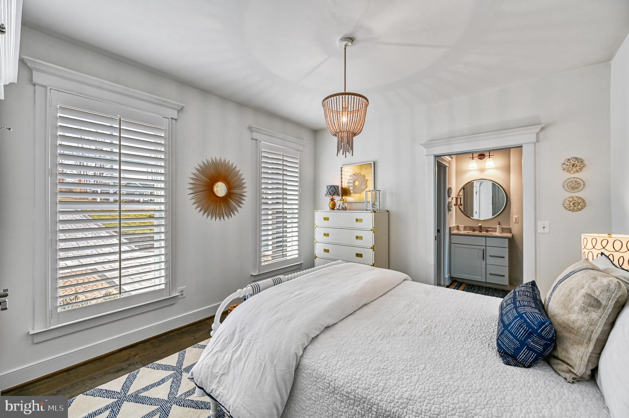 SUNSET COVE - Residential