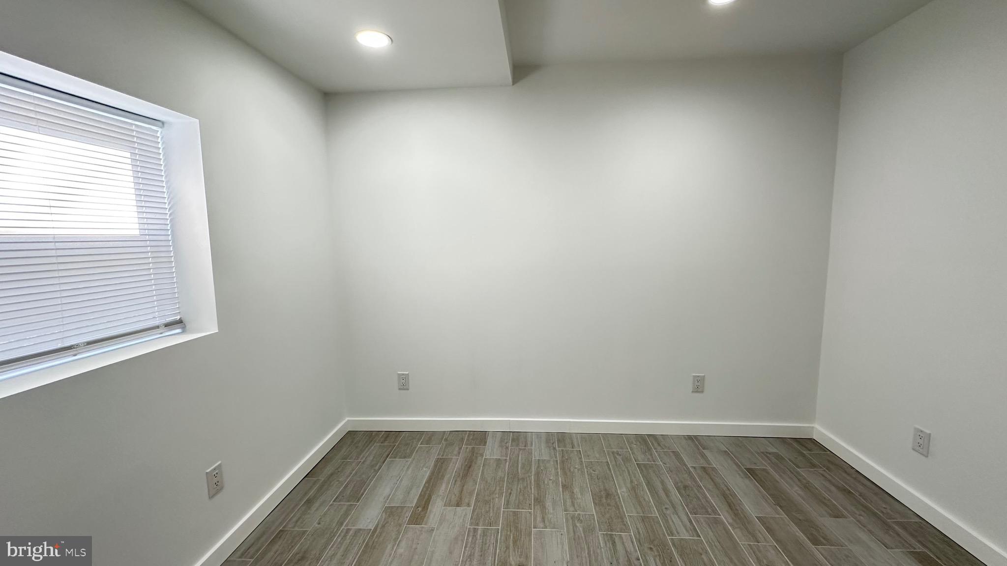 ELKINS PARK - Residential