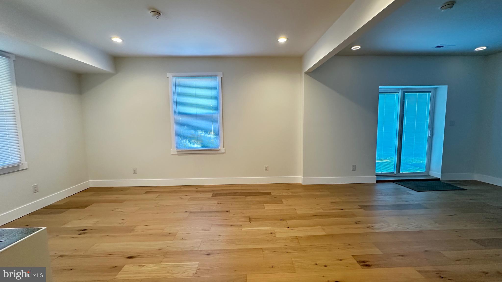 ELKINS PARK - Residential