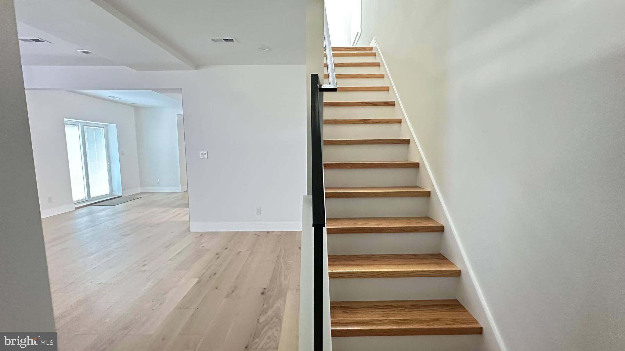 ELKINS PARK - Residential