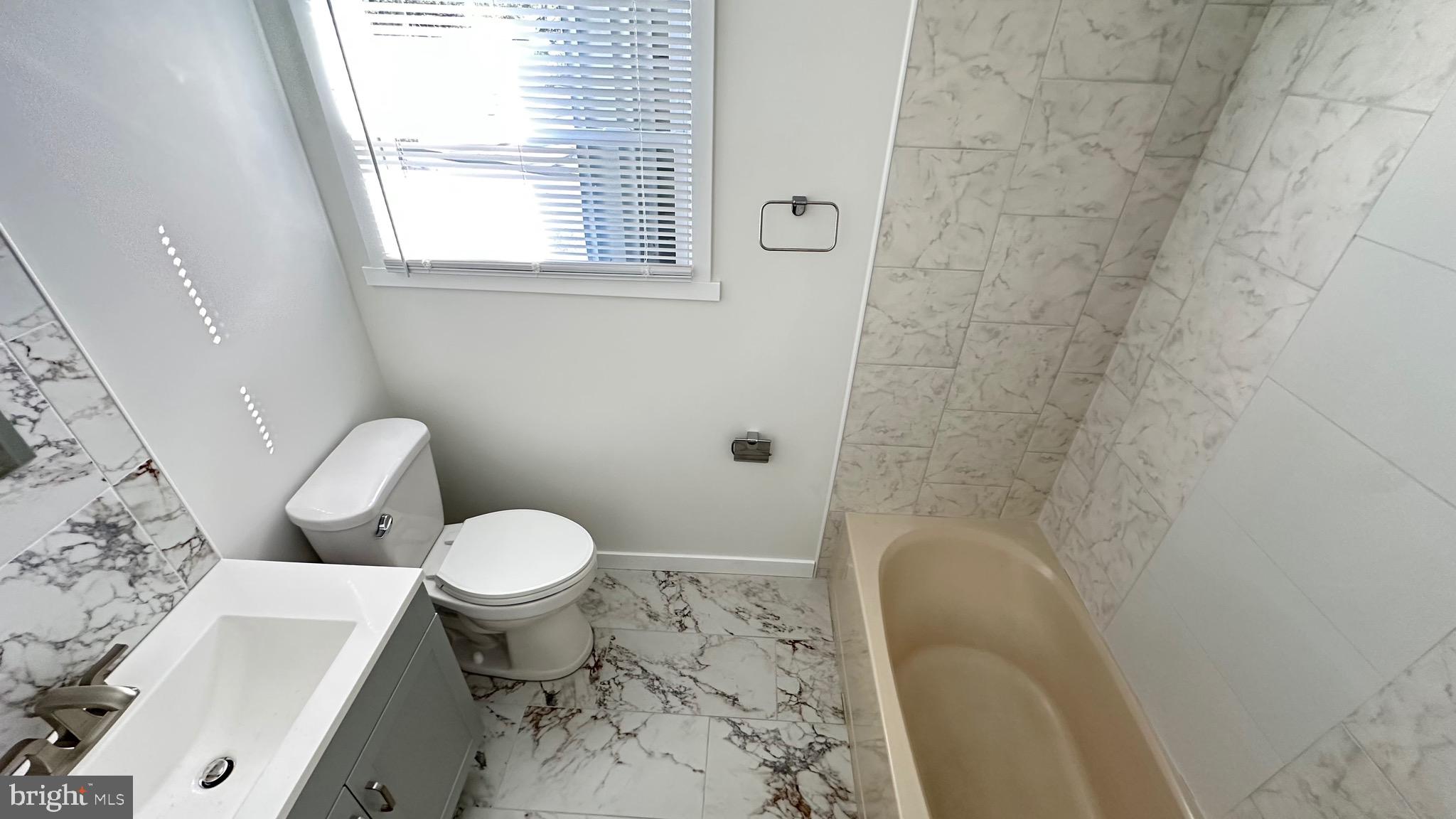 ELKINS PARK - Residential