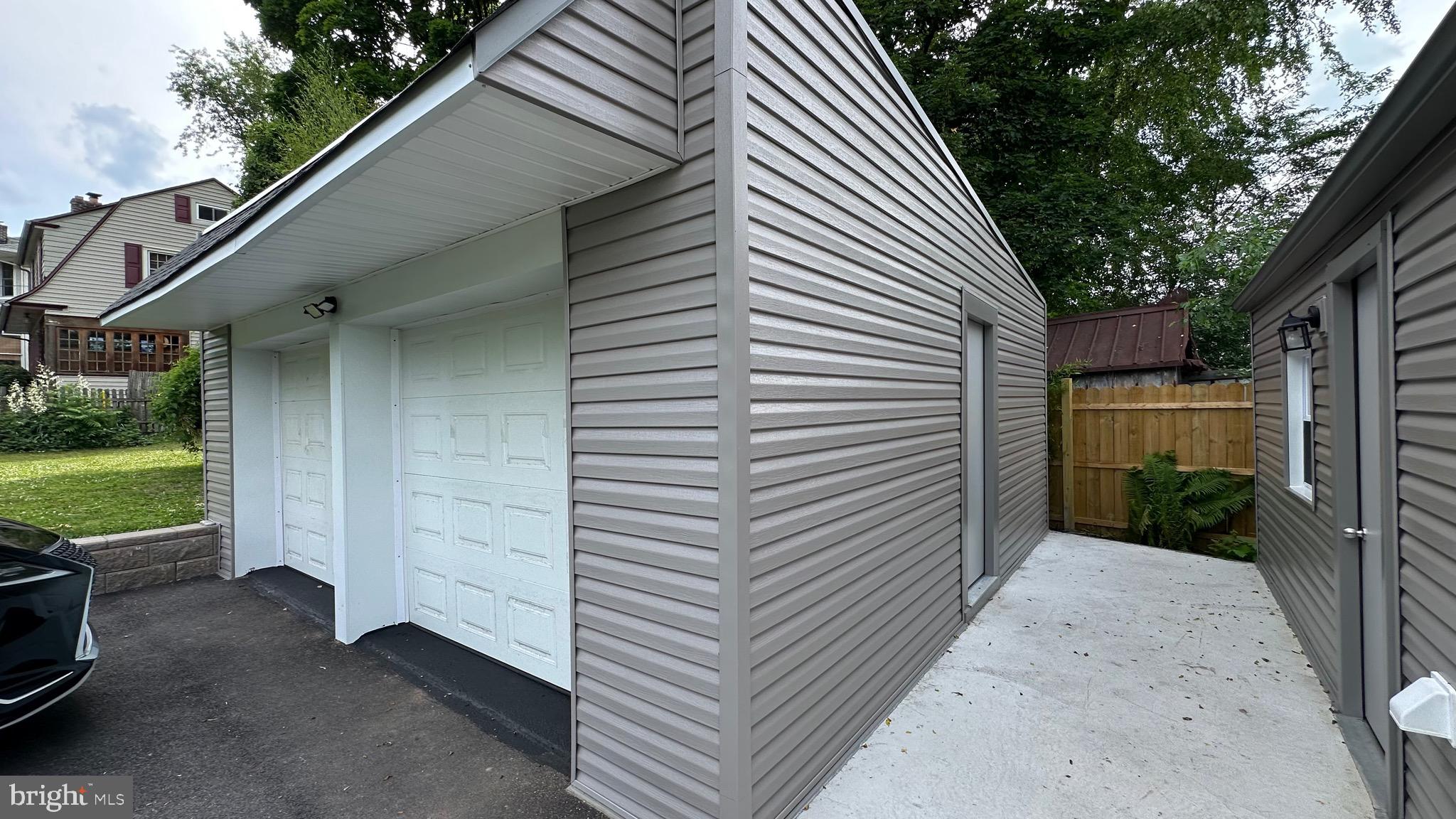 ELKINS PARK - Residential