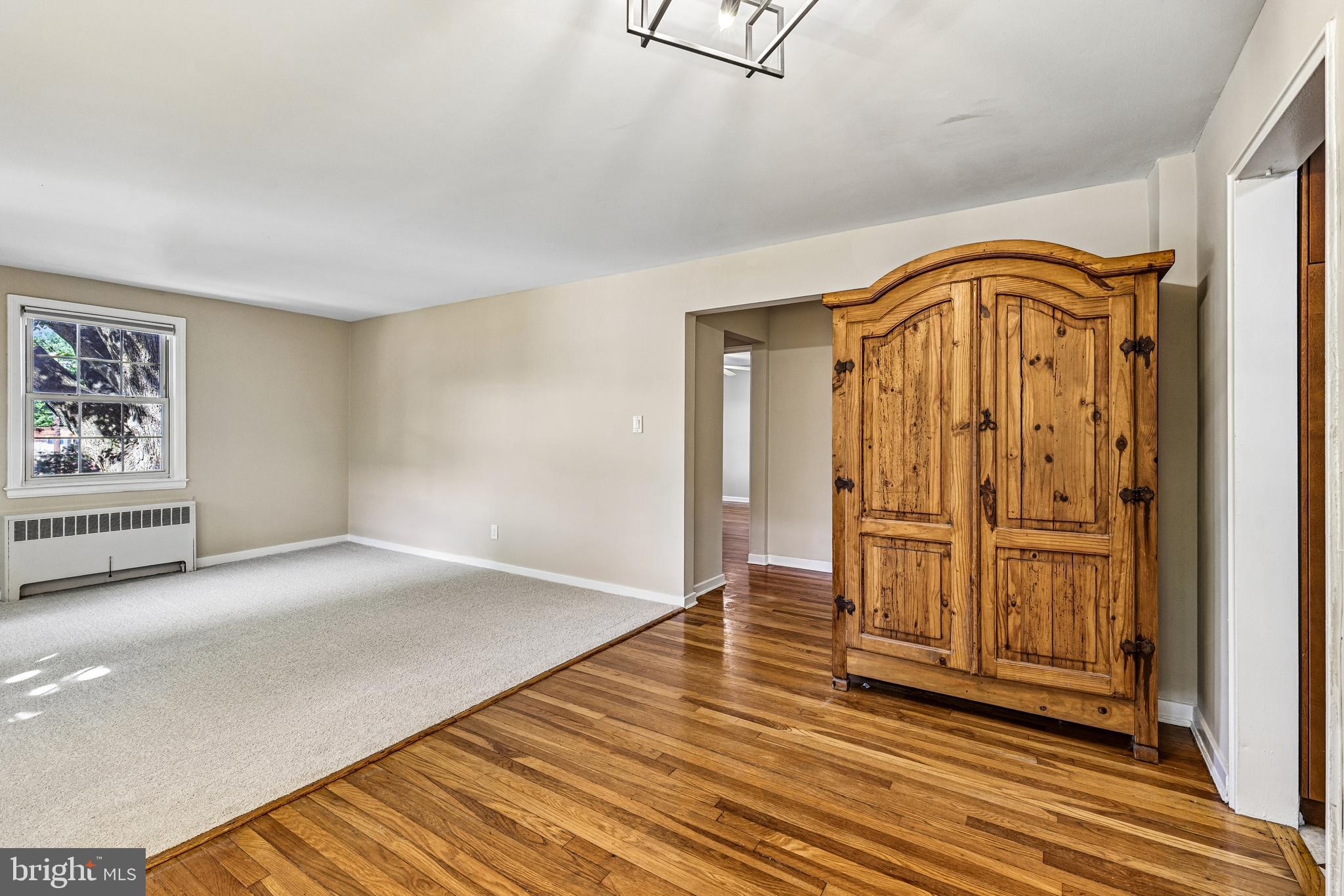 ROCK CREEK VILLAGE CONDOMINIUMS - Residential