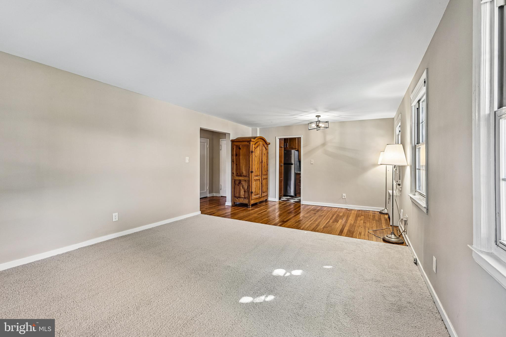 ROCK CREEK VILLAGE CONDOMINIUMS - Residential