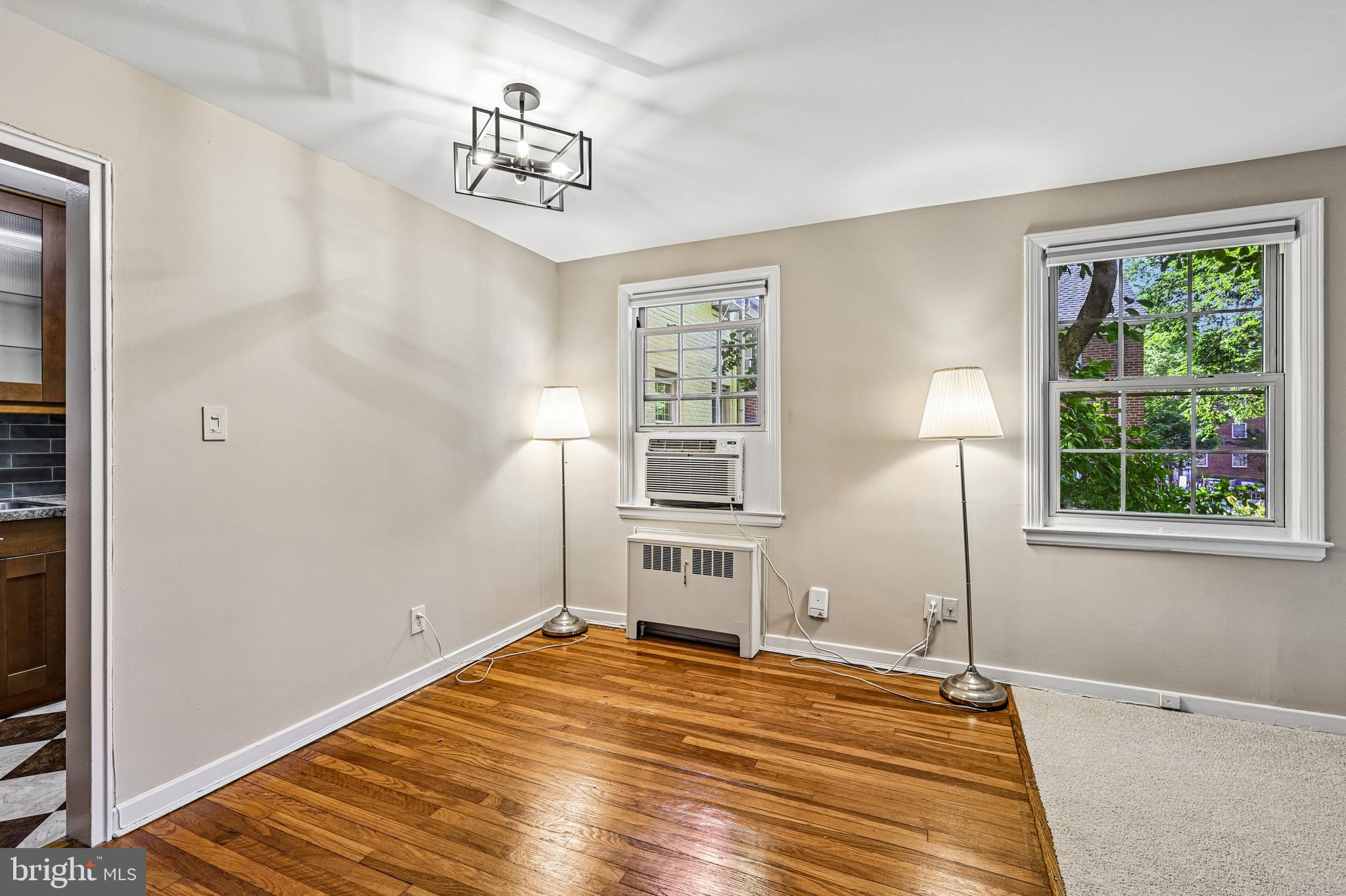 ROCK CREEK VILLAGE CONDOMINIUMS - Residential