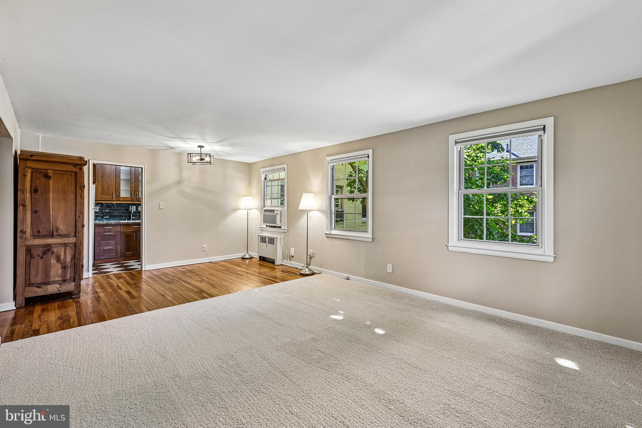 ROCK CREEK VILLAGE CONDOMINIUMS - Residential