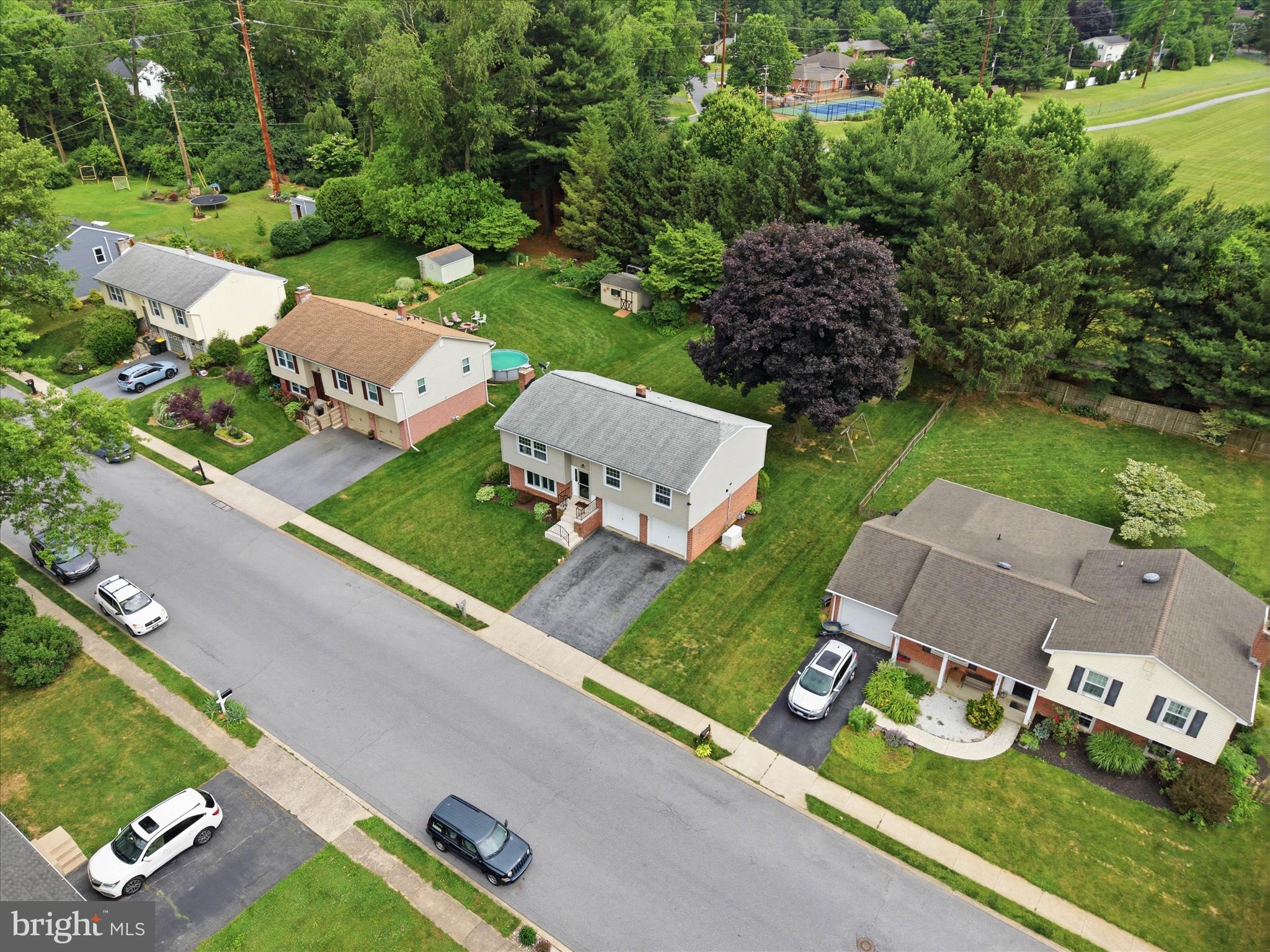 SCHOOL VALLEY FARMS - Residential