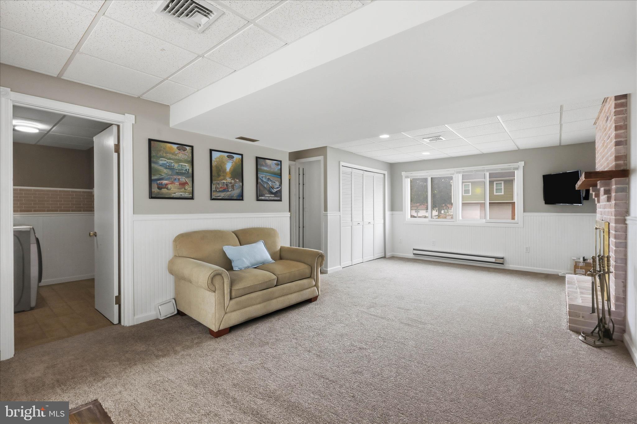 SCHOOL VALLEY FARMS - Residential