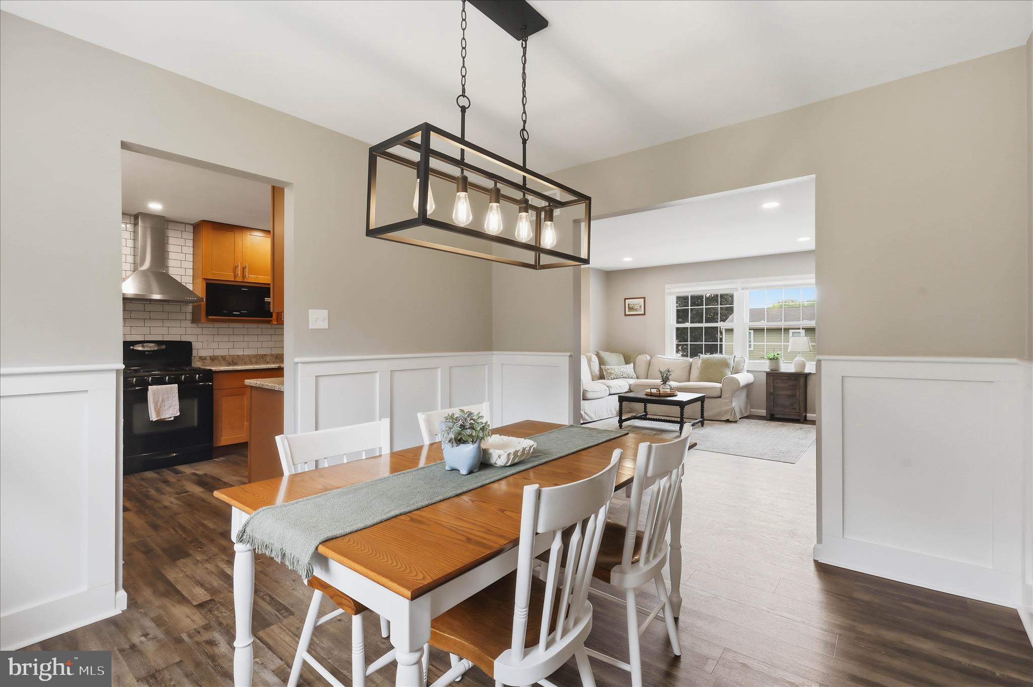 SCHOOL VALLEY FARMS - Residential