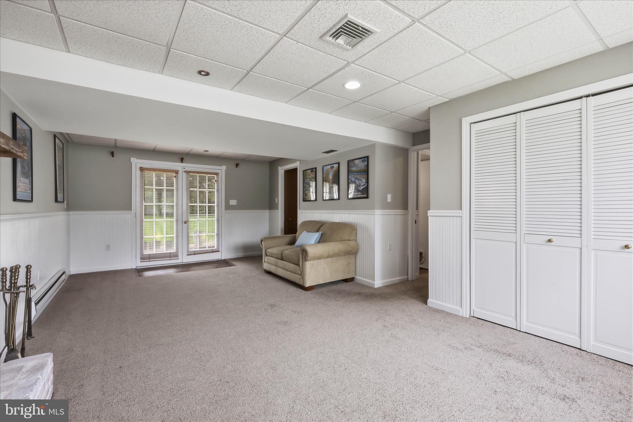 SCHOOL VALLEY FARMS - Residential