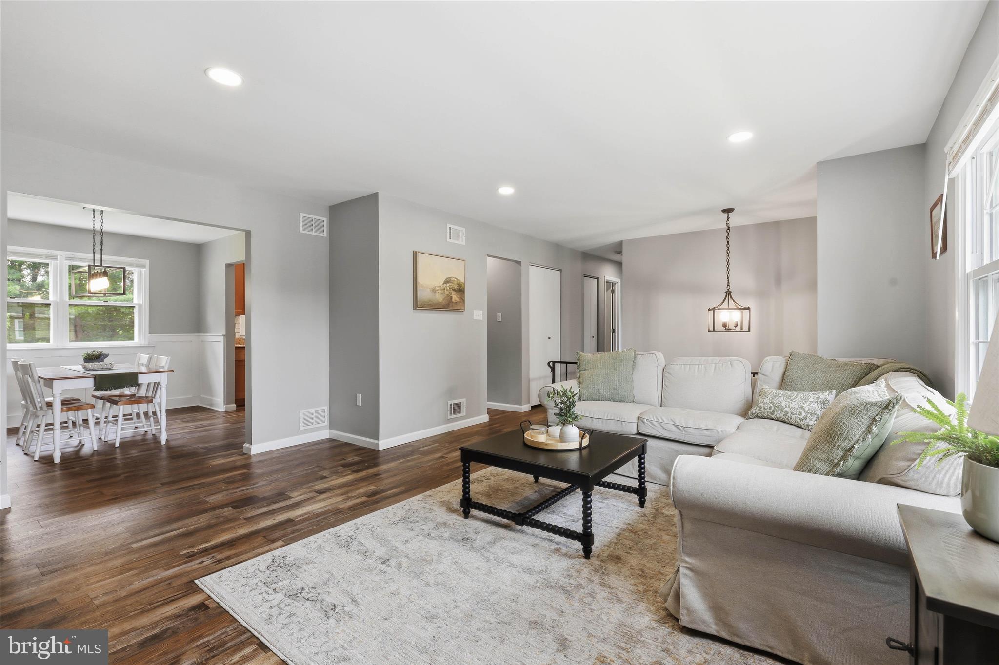 SCHOOL VALLEY FARMS - Residential
