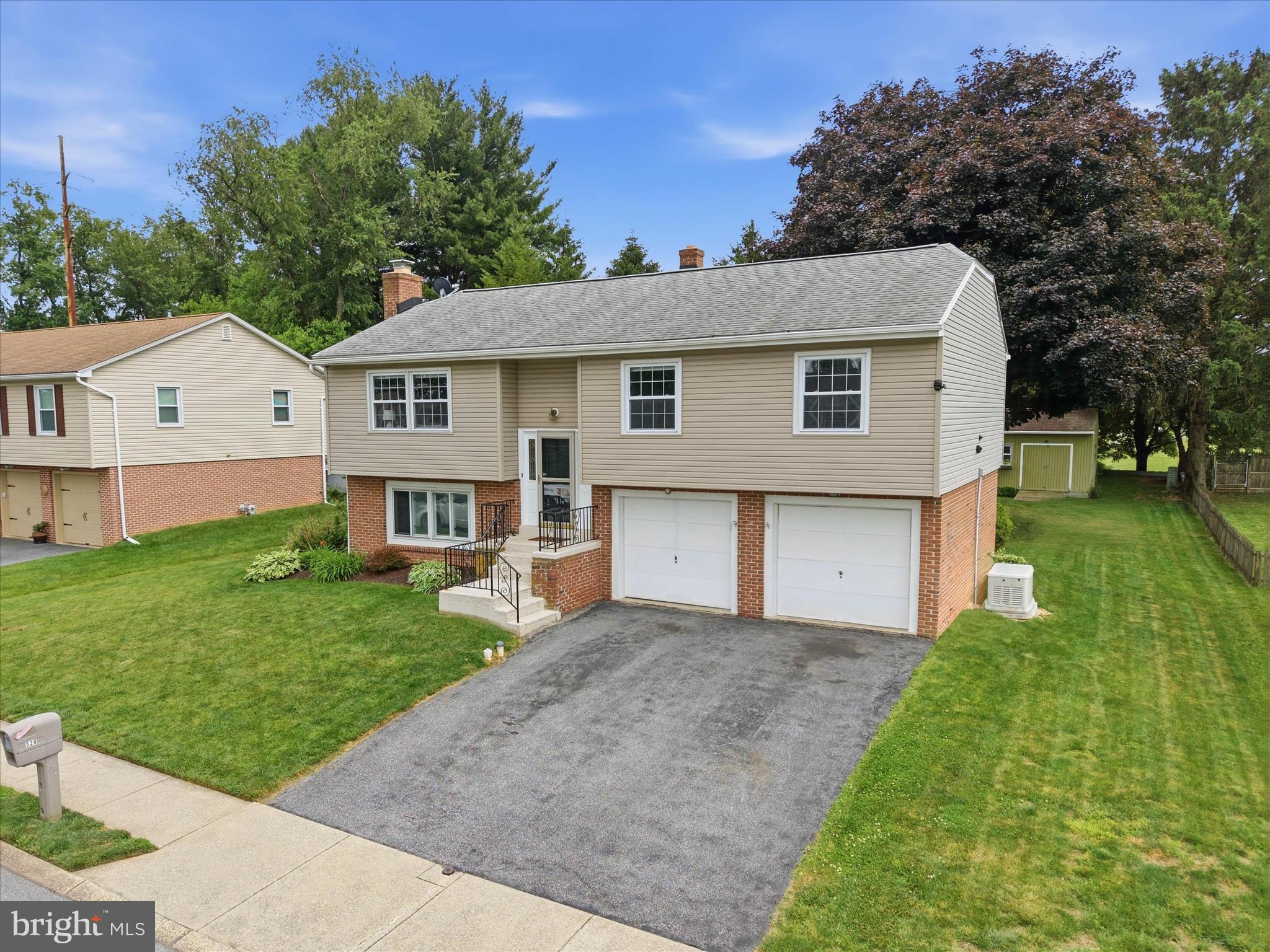 SCHOOL VALLEY FARMS - Residential